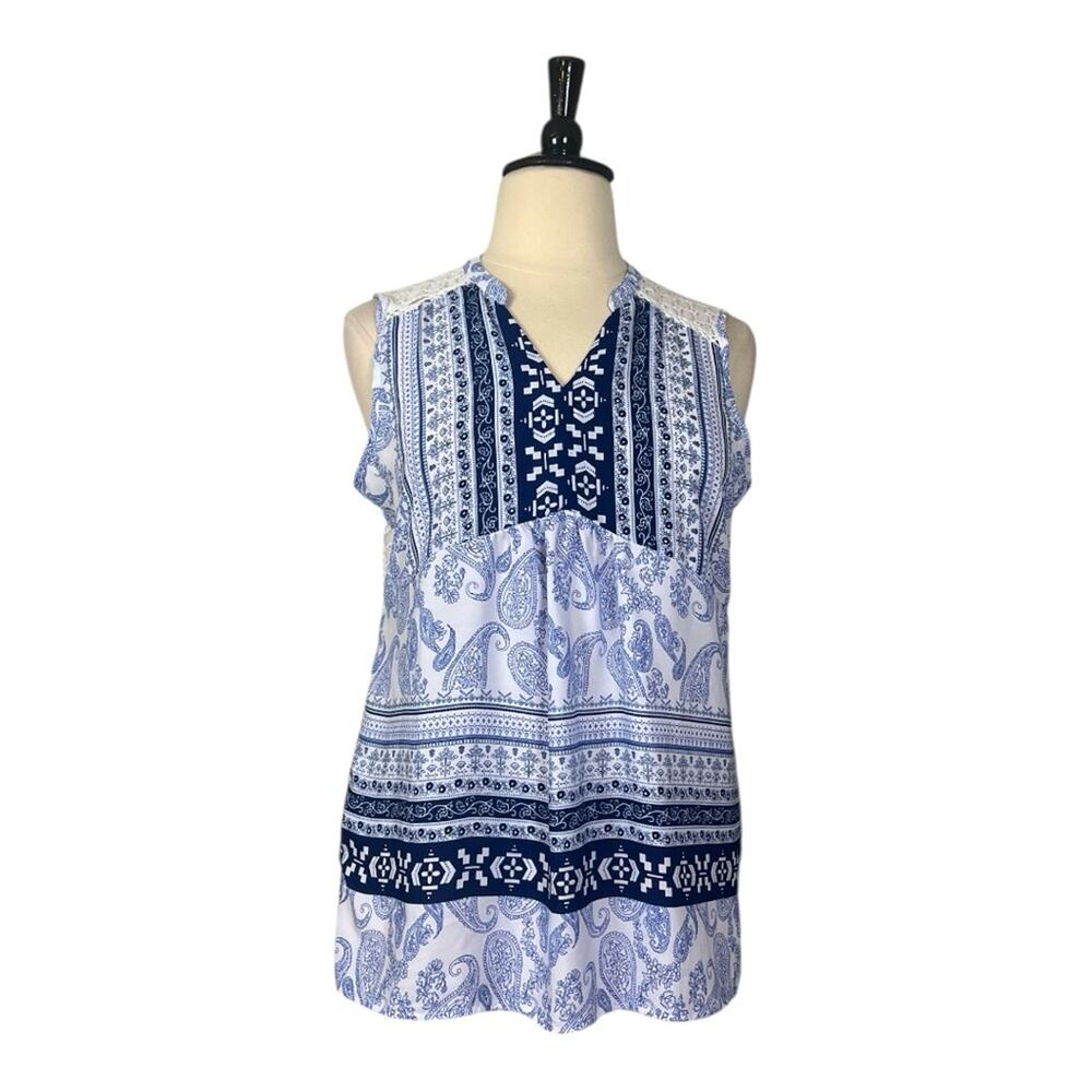 Hannah Top Sleeveless V-neck Lace Trim White Blue Paisley Women’s Size XL